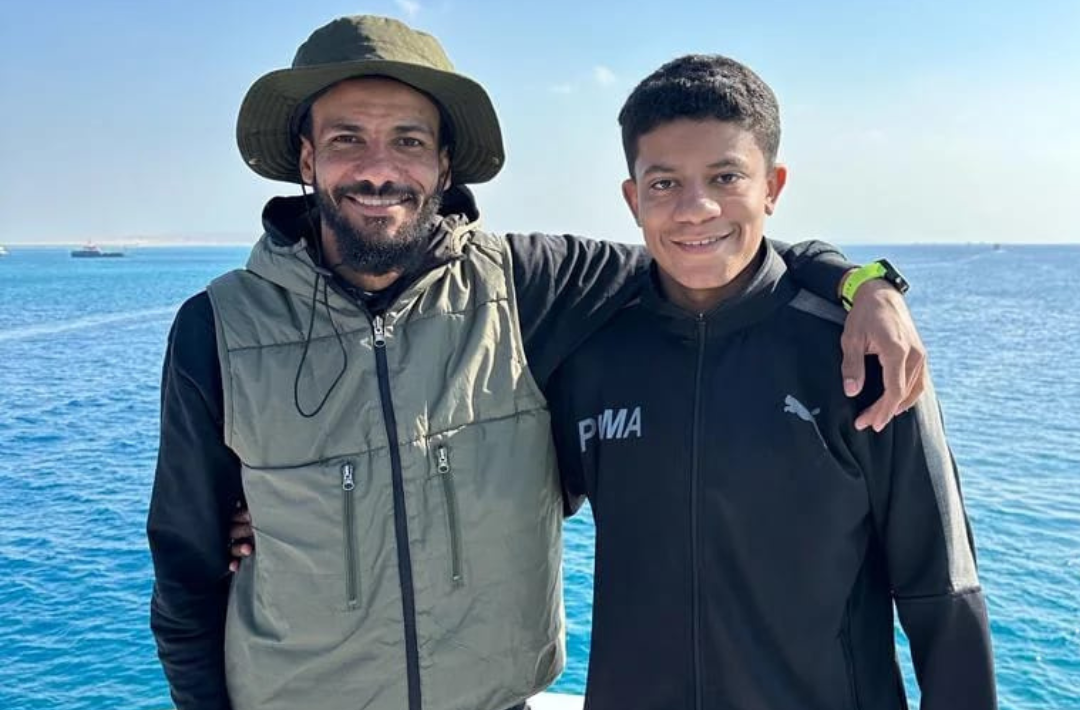 بطل ثلاثي حديث ورياضة الترياثلون