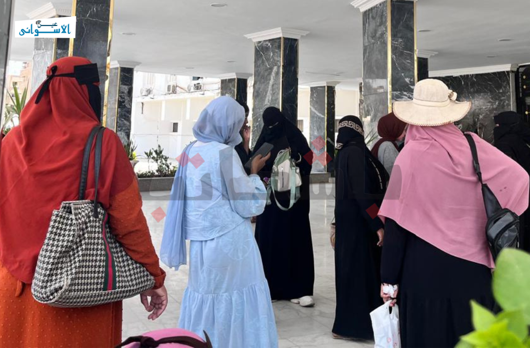 مصير مدارس التمريض بأسوان