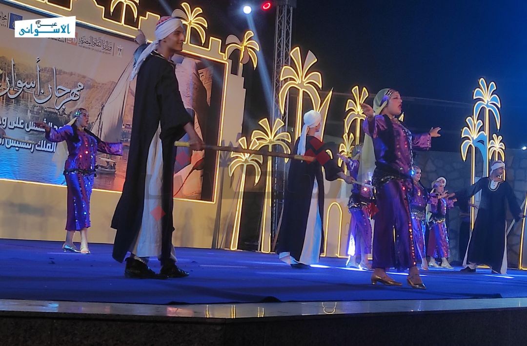 فرقة الأنفوشي خلال مهرجان تعامد الشمس بأسوان