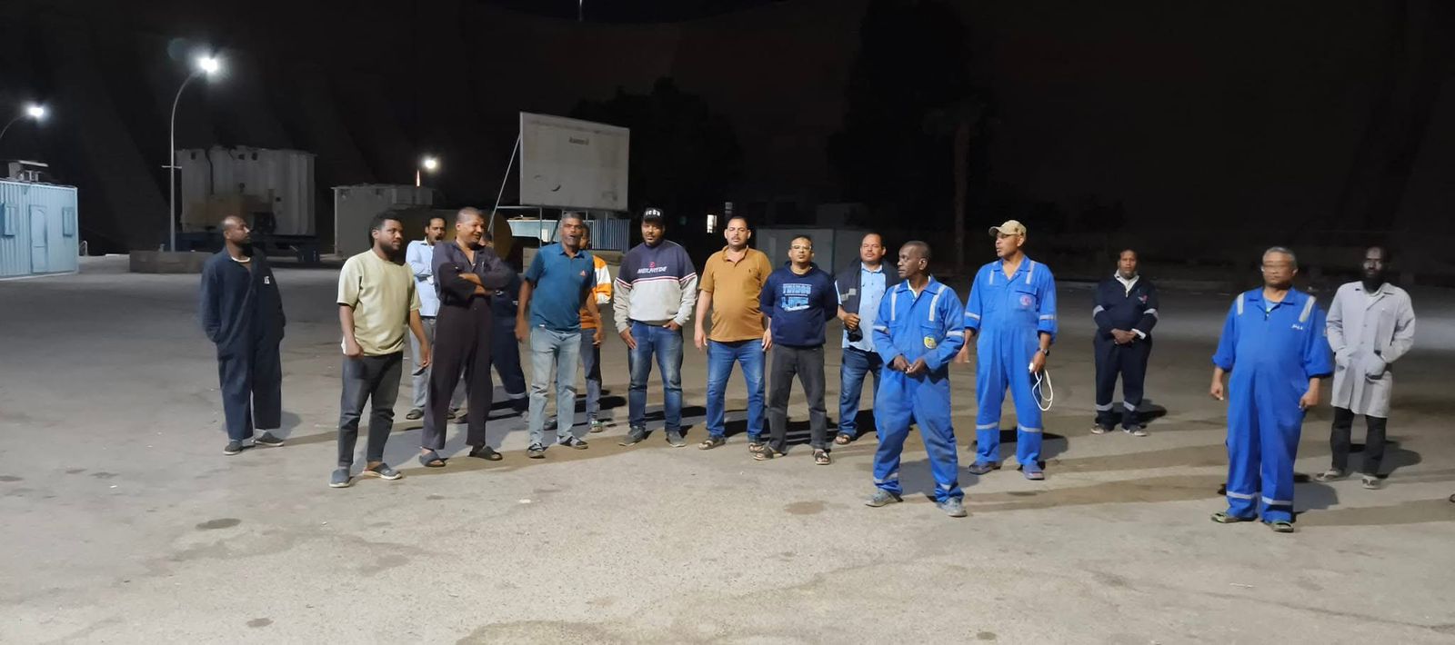 محطات الكهرباء في أسوان