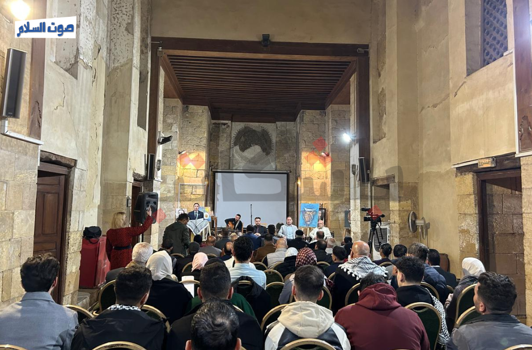 أمسية بين القاهرة وفلسطين في بيت الشعر العربي