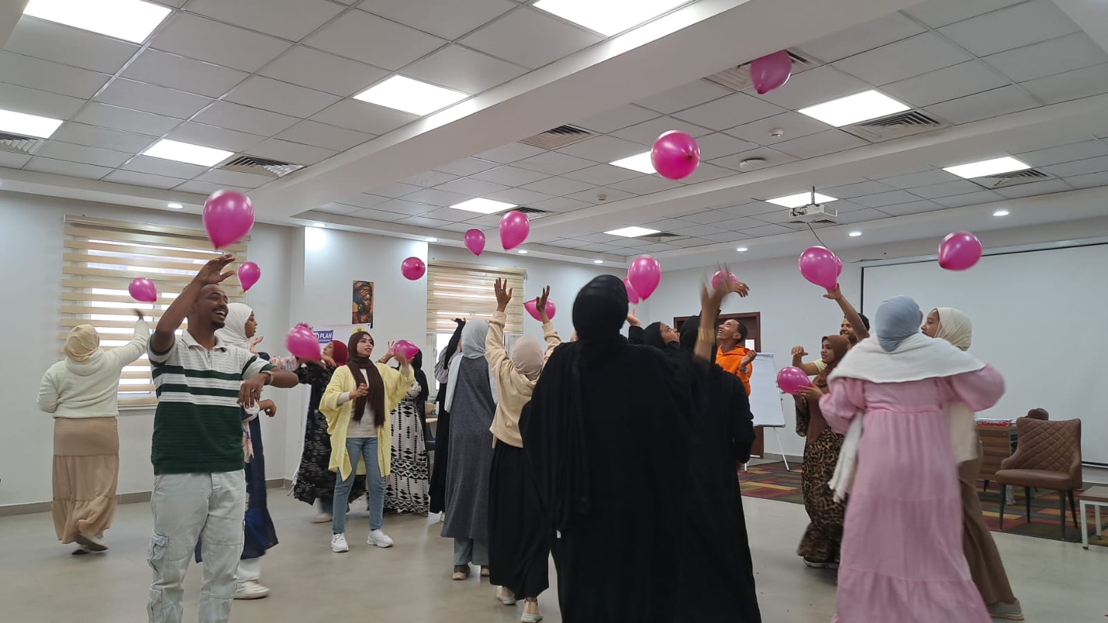 صورة أرشيفية| فعاليات مبادرة شاشة آمنة