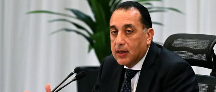 مخالفة نسبة التحريك.. رئيس الوزراء: زيادة البنزين بسبب الحرب