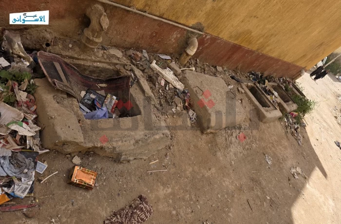 بيارات صرف مكشوفة بجوار مدرسة "عزيز إبراهيم" تثير قلق الأهالي