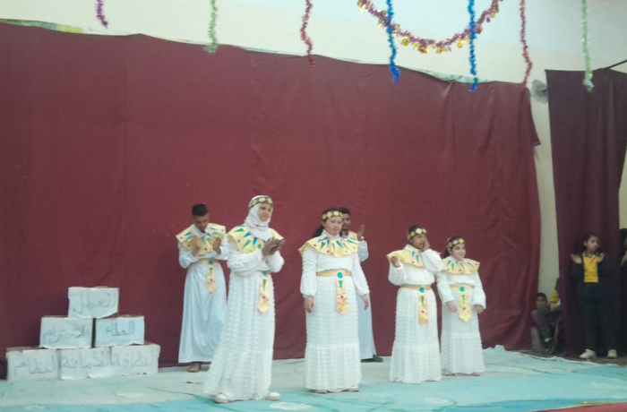 مسرح "التربية الفكرية" في سوهاج.. ضحك ولعب وفرح وحب