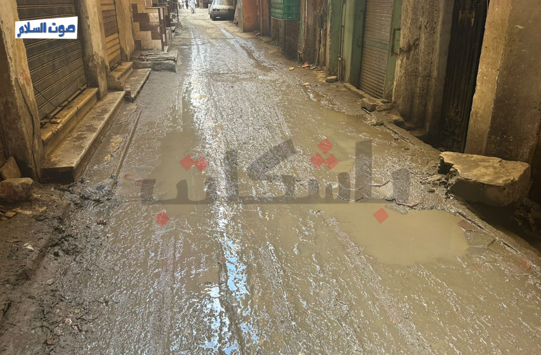 سيارة شفط مياه في دار السلام