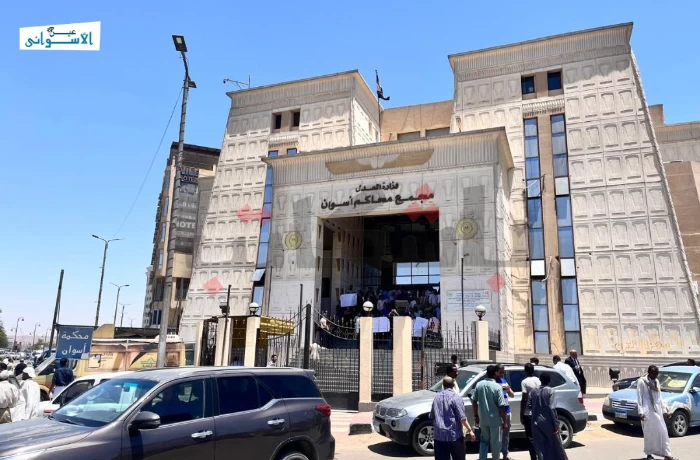 من جنيه إلى 25 جنيهًا.. سعر حافظة المستندات يرهق متقاضي الاستئناف