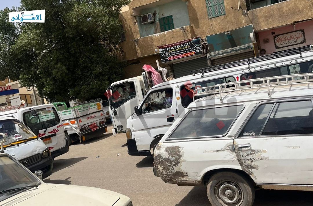 أزمة بنزين في أسوان