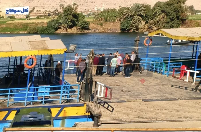 نائب محافظ سوهاج يتفقد موقع حادث سقوط سيارة بعبارة جزيرة الشورانية