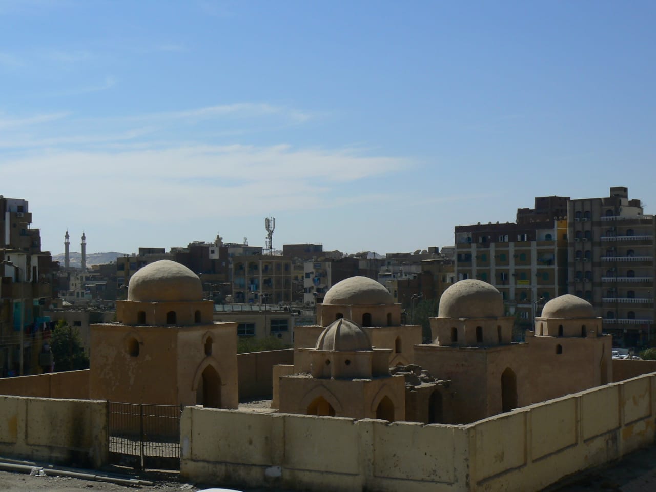 جبانة العناني البقيع الأسواني