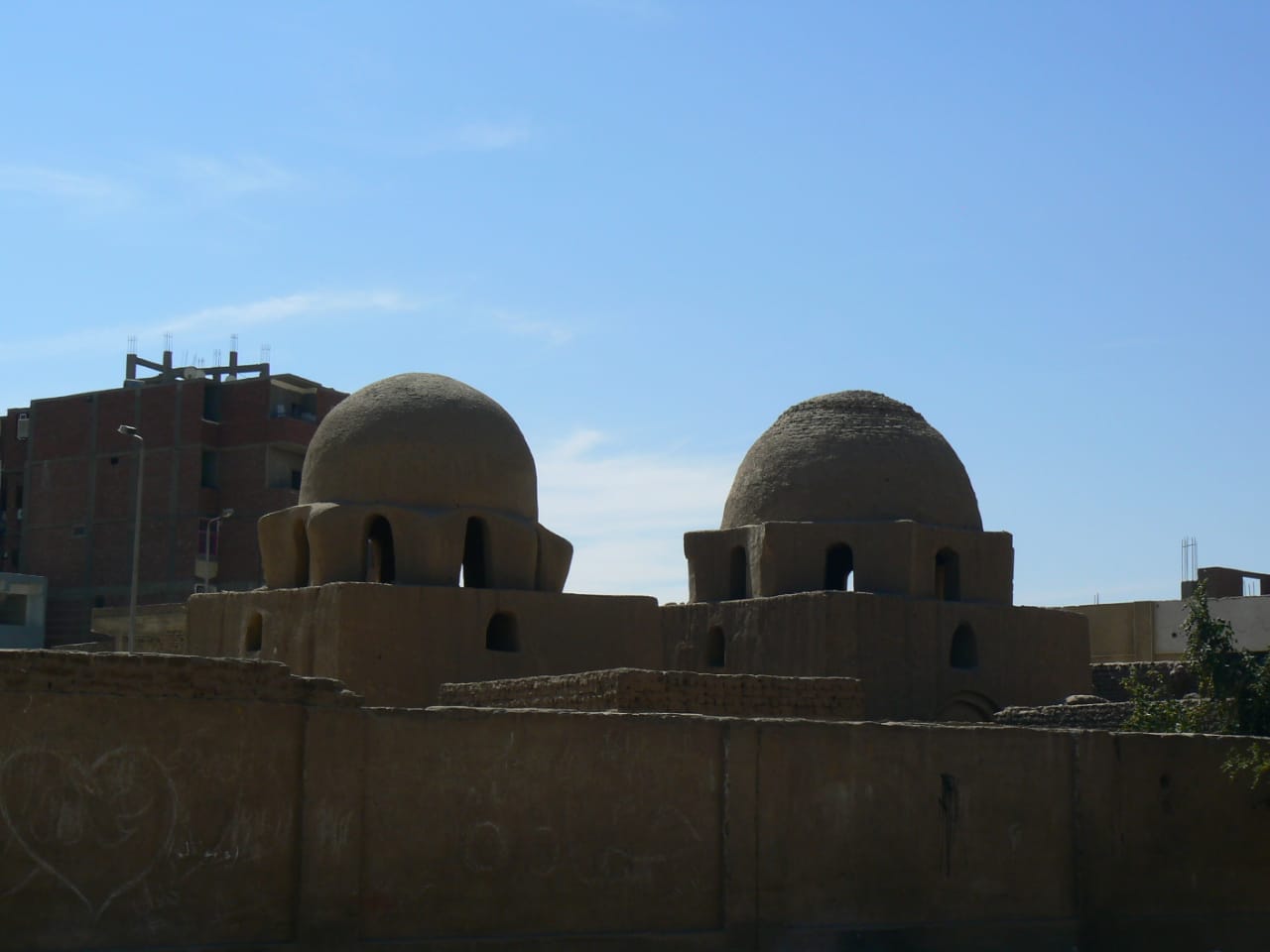 جبانة العناني البقيع الأسواني