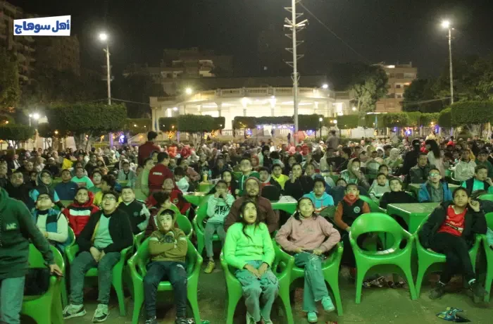 على المقاهي.. جماهير تناقش فرص الفراعنة بمشوار المونديال