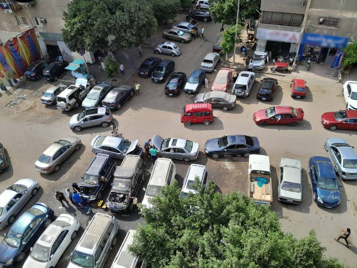 من حق السكان إلى رزق "الصنايعية".. صقر قريش بين البيوت والورش