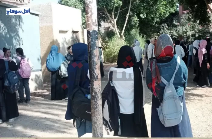 "سهل ومتوسط".. اختلاف آراء طلاب أولى ثانوي في امتحان العلوم