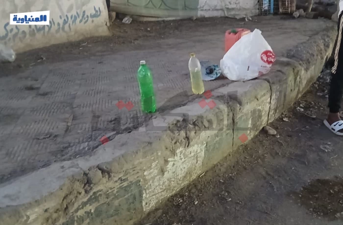 تداول غير رسمي خارج محطات الوقود.. أزمة نقص حادة للبنزين 