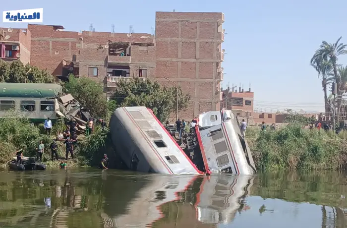 اصطدام جرار  بـ"قطار النوم" في المنيا.. و”الصحة”: إصابة 20 راكبًا