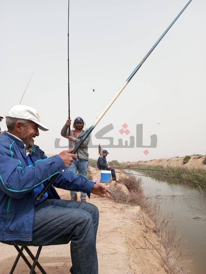“The amateur fishermen” in Port Said.. closed fisheries and expensive permits