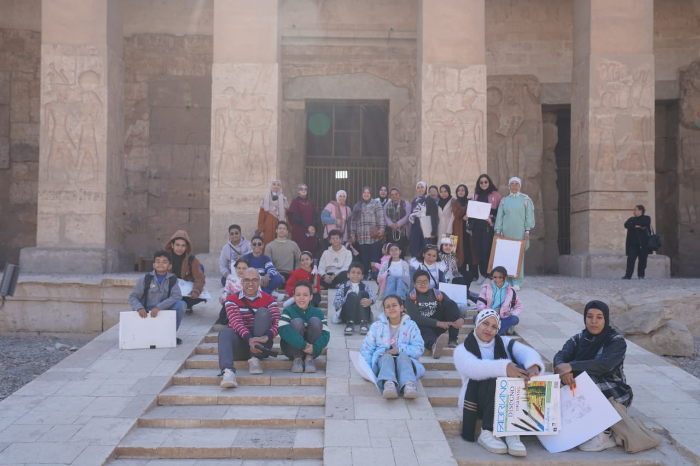 ورش فن تشكيلي وسط آثار سوهاج خلال يناير وفبراير