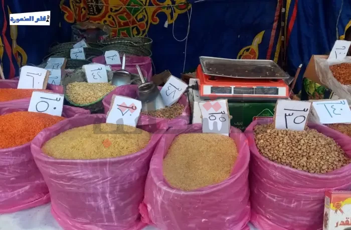 لا تخفيضات في أسواق الحكومة.. ومواطنون: "الأسعار زي ما هي"