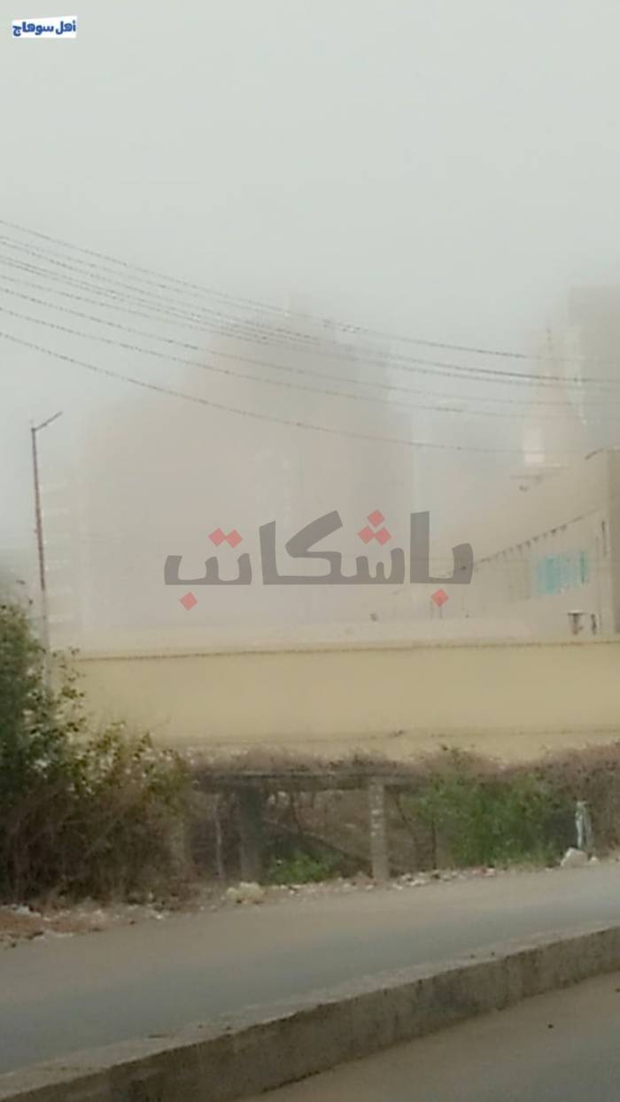 عاصفة ترابية تضرب محافظة سوهاج
