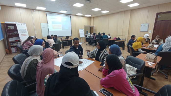 مركز التطوير المهني بجامعة أسوان يفتح باب التطوع 