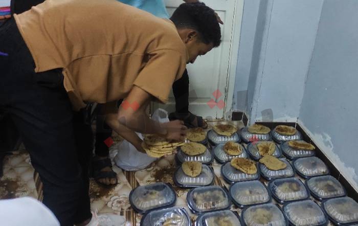 "رسالة" تواصل إطعام الصائمين في رمضان بنشاط