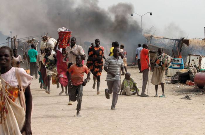 11 شهر من "حرب السودان".. النزوح مستمر والقتل أيضًا