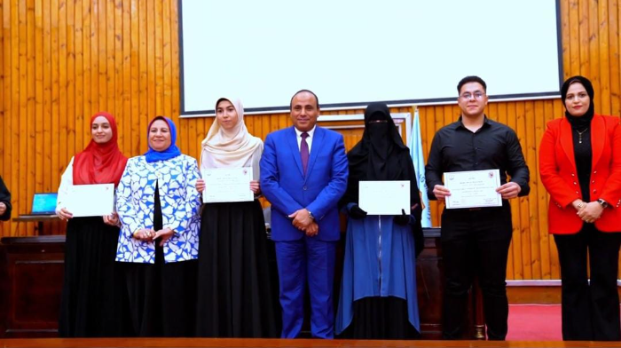 فطر "التريكوديرما".. بديل "طلاب زراعة" للمبيدات الكيميائية