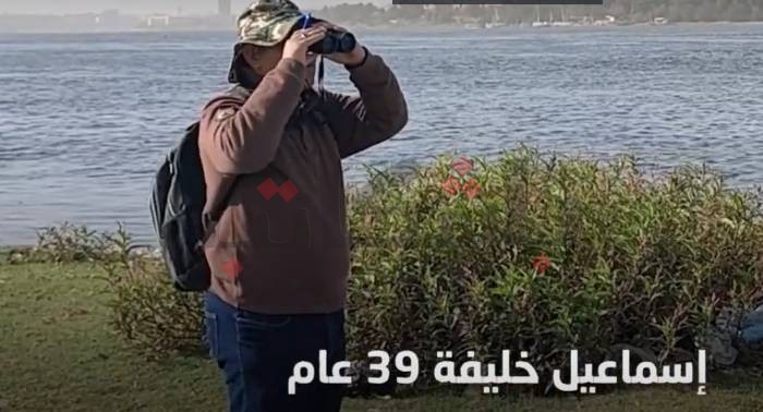 فيديو -من سيناء إلى أسوان.. يحلق «إسماعيل» خلف الطيور بحثًا عن هواية مراقبتها لسنوات