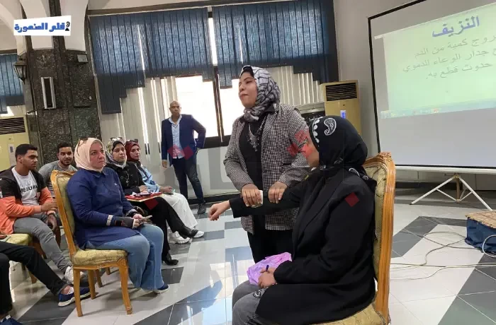 جامعة المنصورة تنظم ورشة للإسعافات الأولية ومواجهة المخاطر