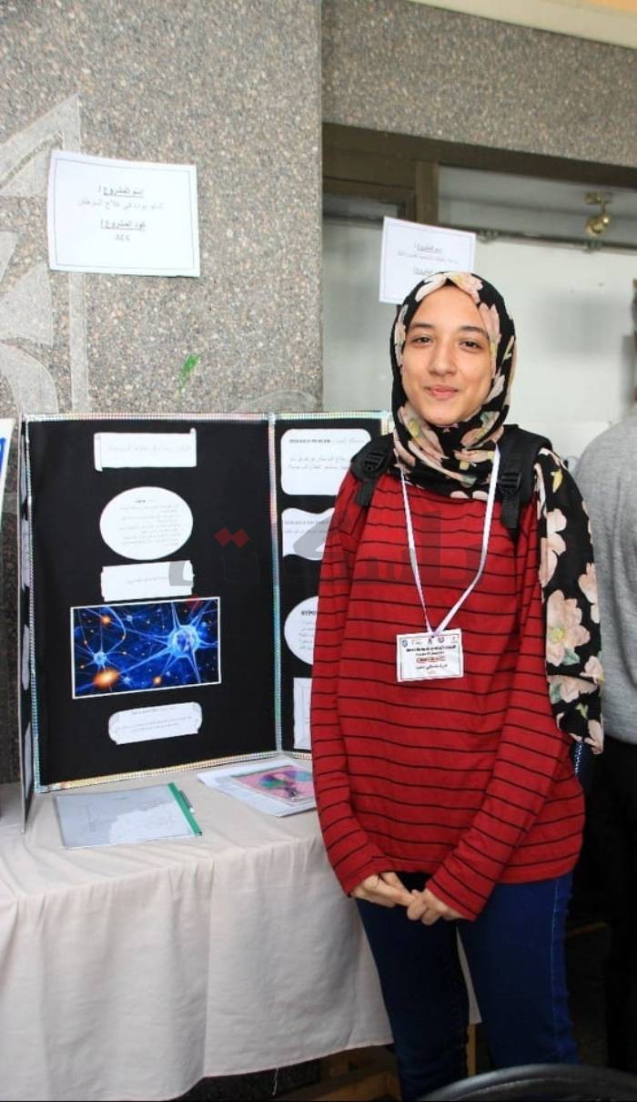 إسراء بنت أسوان ضمن 100 طالب مؤثر حول العالم