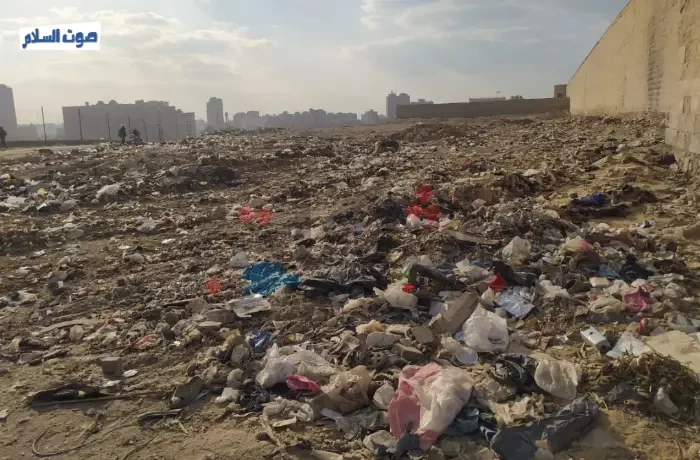 تفاقم أزمة القمامة في شوارع دار السلام وسط غياب هيئة النظافة