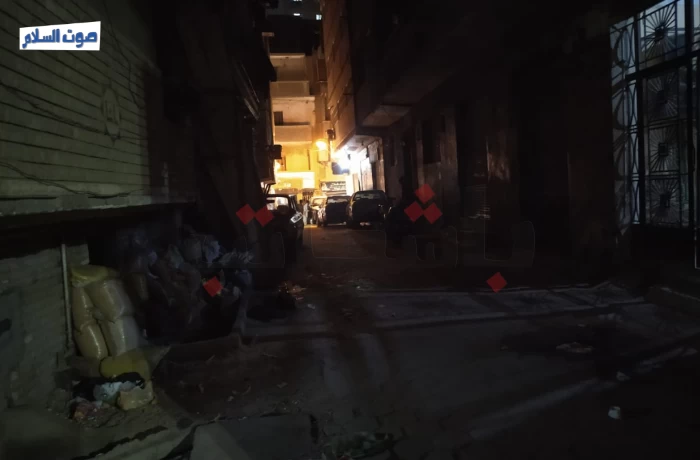 إنارة شارع الفتح على نفقة السكان..غياب حي "دار السلام" والمحافظة