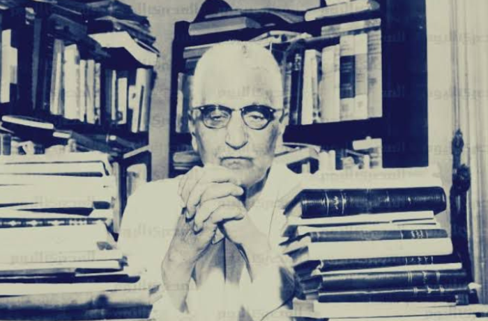  "العقاد".. مؤسس "الديوانية" و"ناقد الملك"